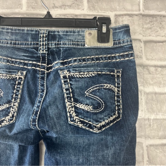 Silver Suki Capri Dark Modern Style Stretch Heavy Stitching Cropped Fluid Denim - Picture 7 of 12